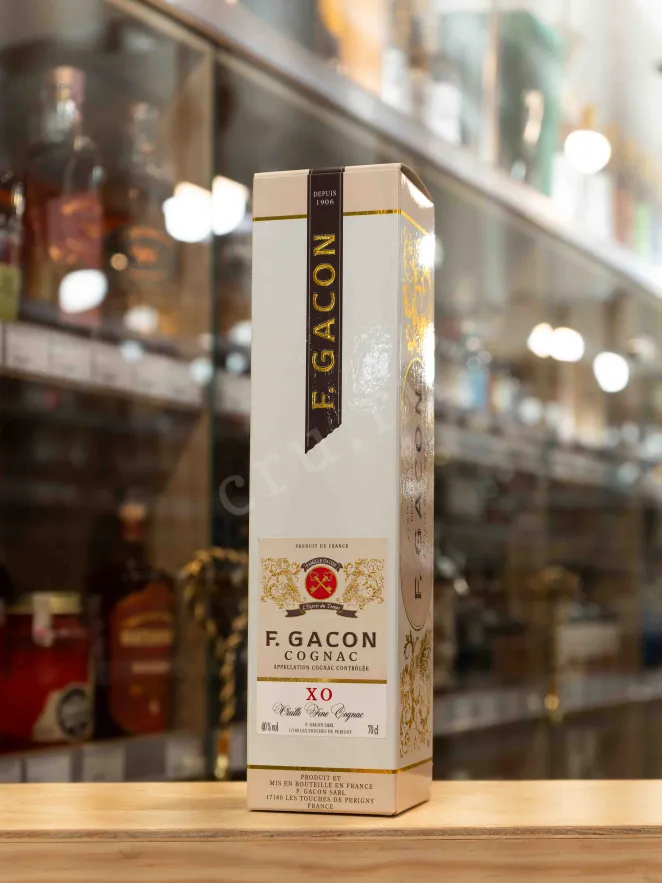 В магазине Крю Профи F.Gacon XO Vieille Fine gift box 0.7 л