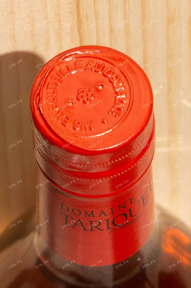 Пробка Chateau du Tariquet Classic 3 years 0.7 л