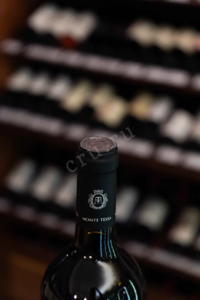 Пробка Monte Tessa Primitivo 2022 0.75 л