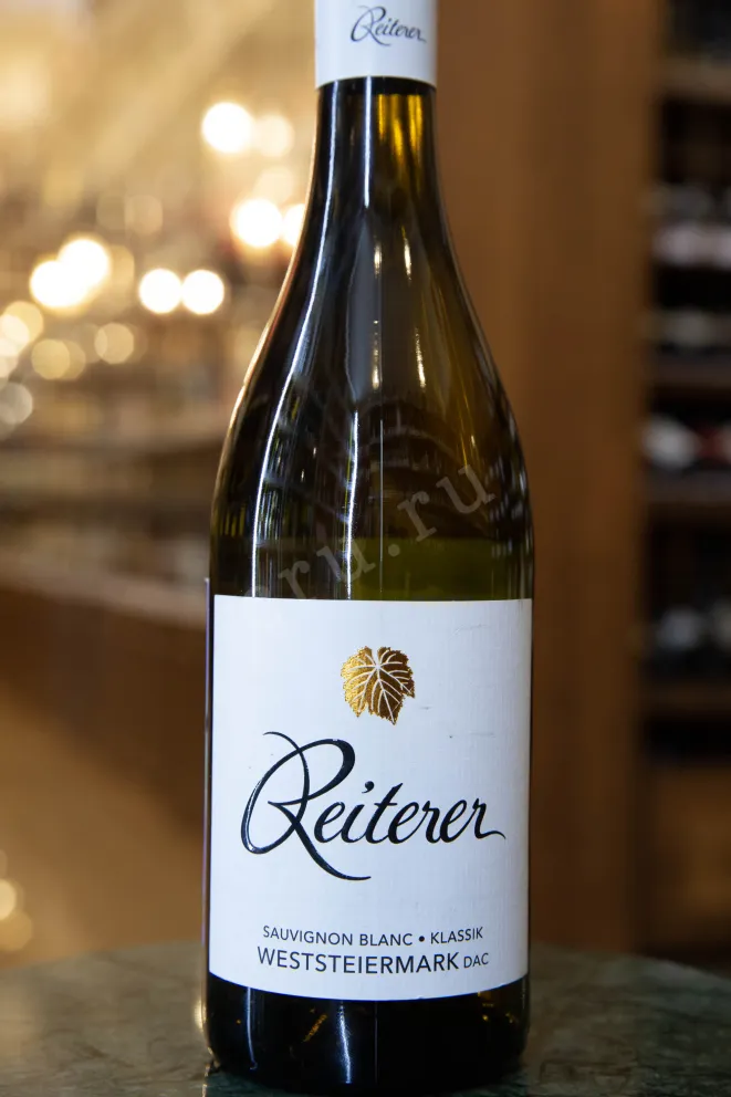 В магазине Крю Профи Reiterer Sauvignon Blanc Klassik 2020 0.75 л