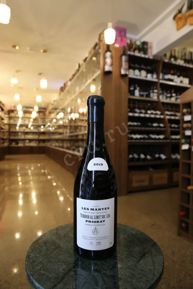 В магазине Крю Профи Les Manyes 2019 0.75 л