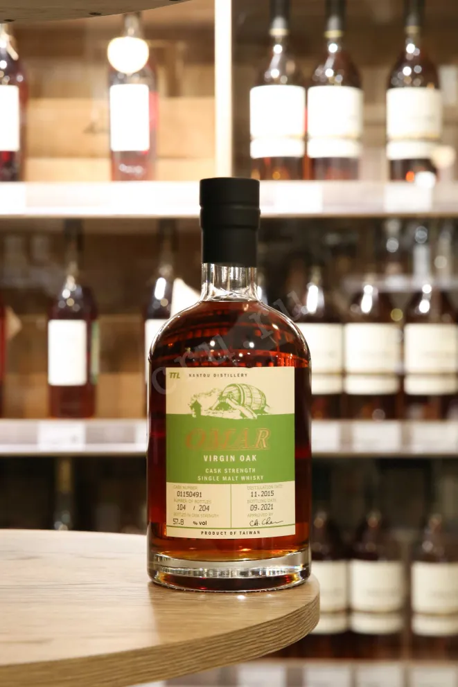 В магазине Крю Профи Omar Cask Strength Single Malt Virgin Oak Cask in gift box 0.7 л