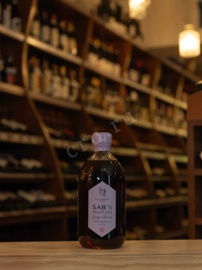 В магазине Крю Профи Sab's Pinot Gin 0.5 л