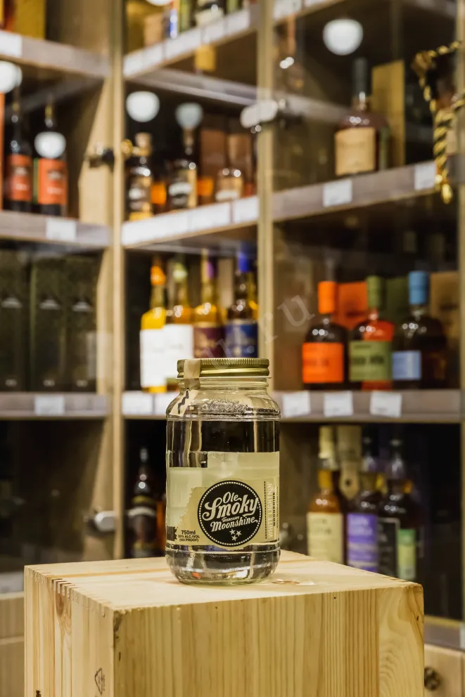 В магазине Крю Профи Moonshine Ole Smoky Tennessee White Lightnin 0.75 л
