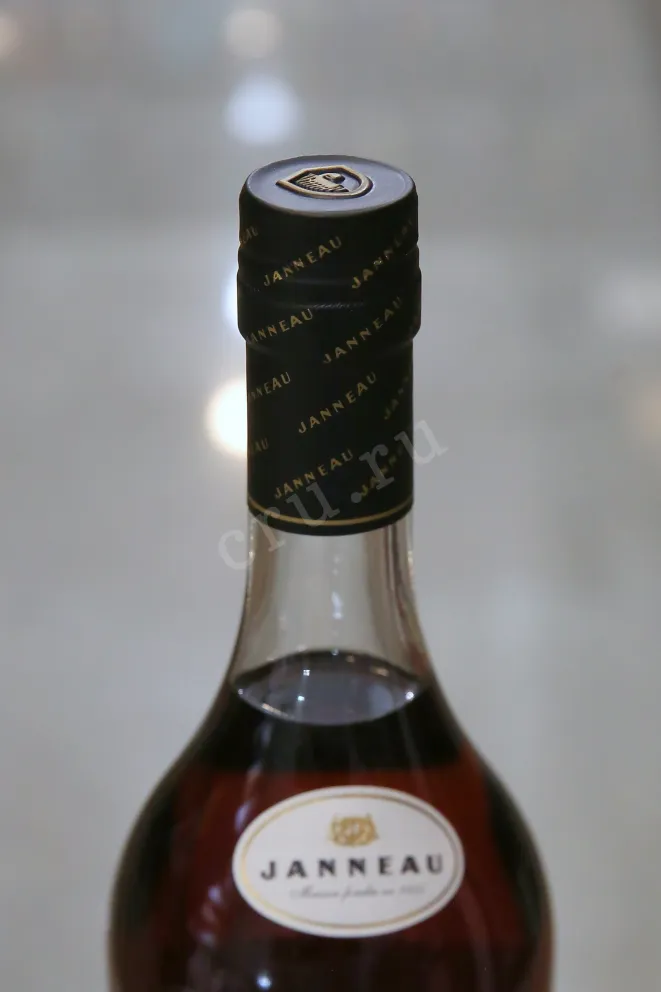 Пробка Janneau Vintage Collection 1973 0.7 л