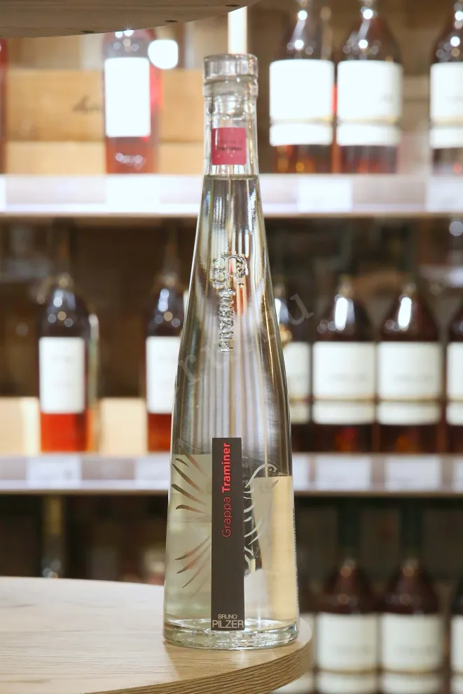В магазине Крю Профи Pilzer Traminer in gift box 0.5 л
