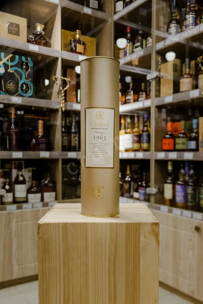 В магазине Крю Профи Chabot 1963 0.7 л