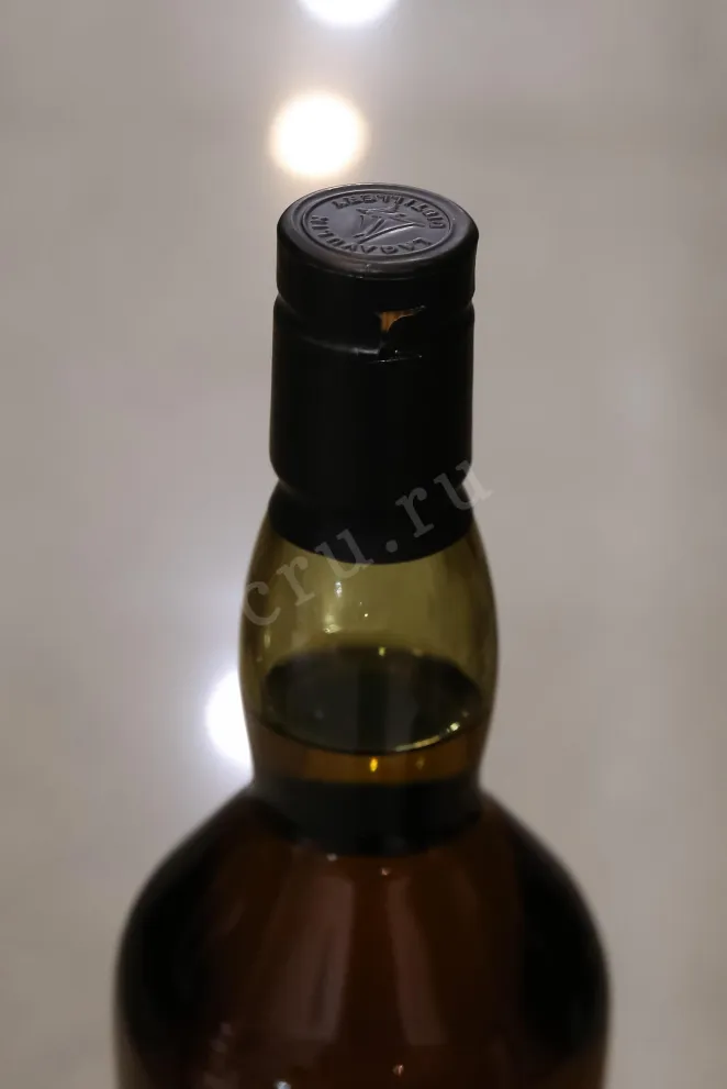 Пробка Lagavulin 10 years old gift box 0.7 л