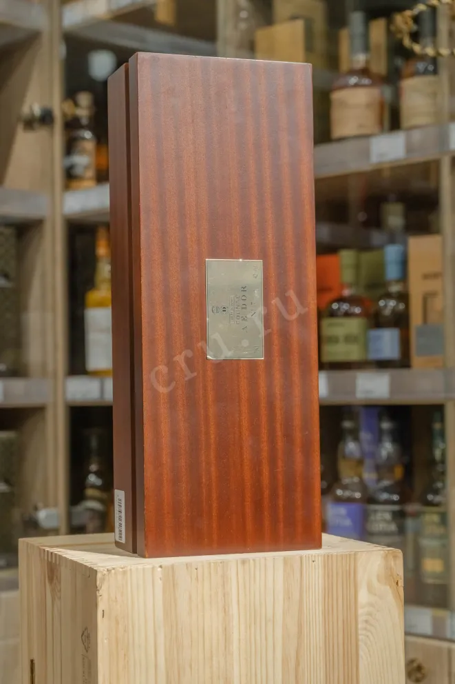 В магазине Крю Профи A.E. Dor №7 in wooden box 1984 0.7 л