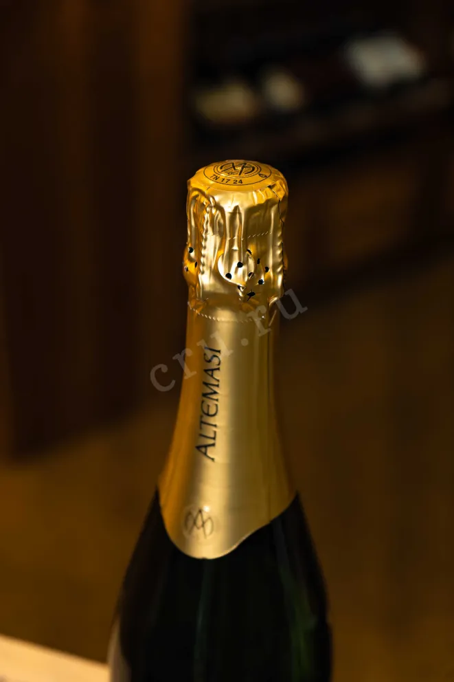 Пробка Altemasi Millesimato Brut gift box 2016 0.75 л