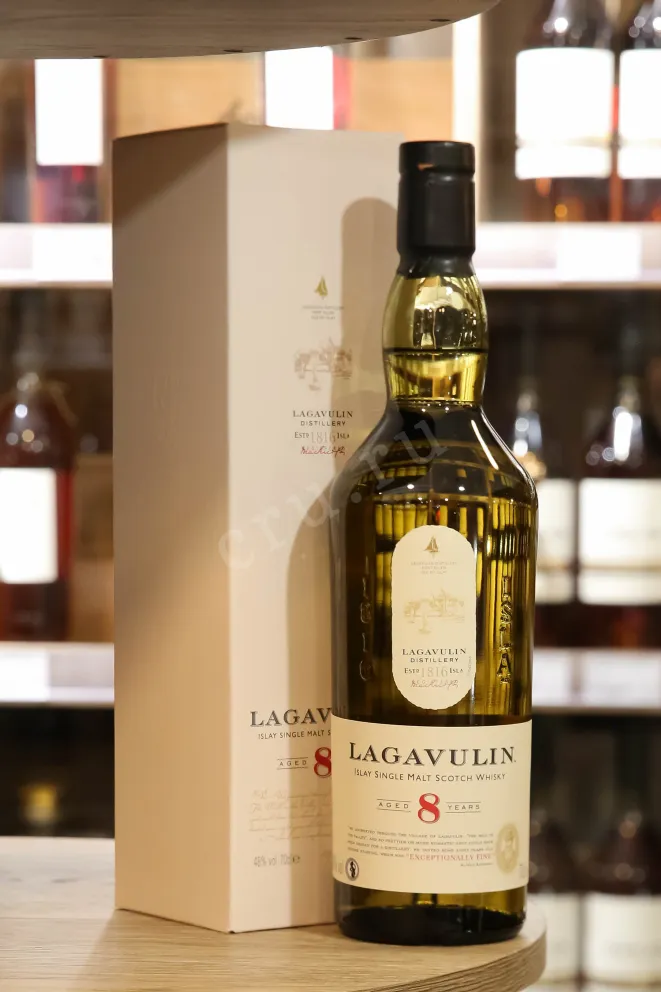 В магазине Крю Профи Lagavulin 8 Years gift box 0.7 л