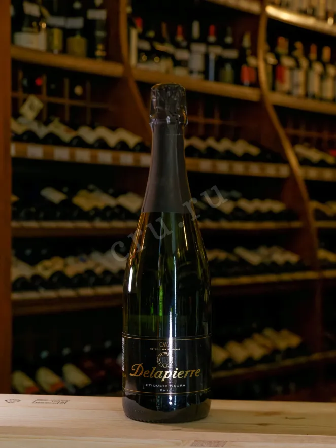 В магазине Крю Профи Delapierre Etiqueta Negra Brut 2022 0.75 л