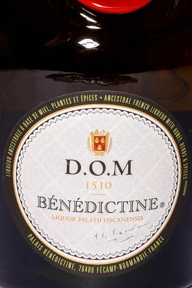 Этикетка DOM Benedictine 0.7 л