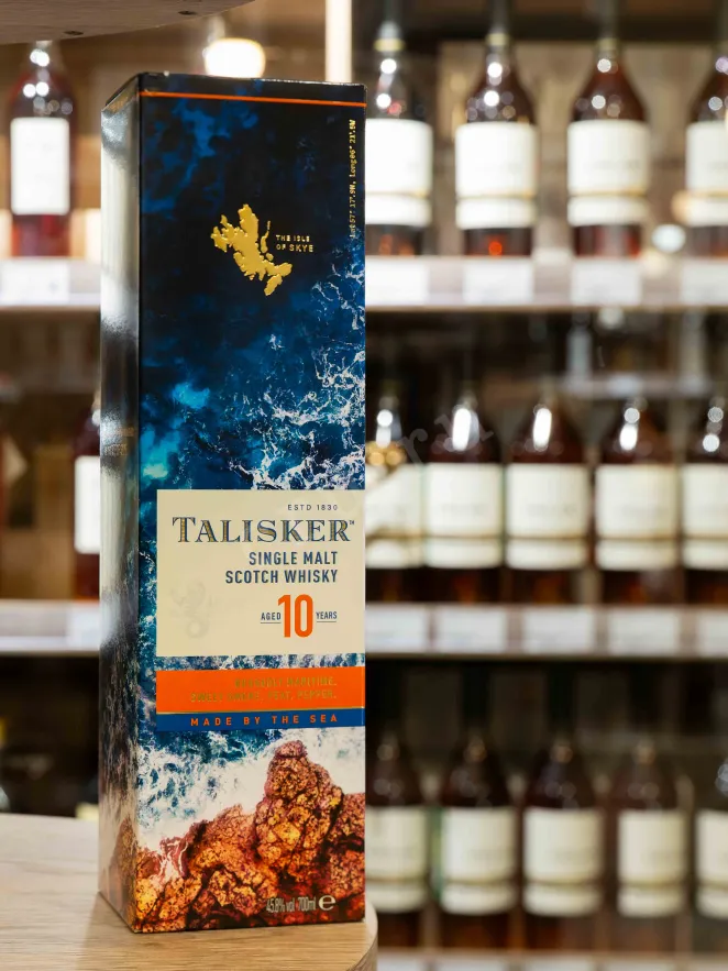 В магазине Крю Профи Talisker 10 Years old gift box 0.7 л