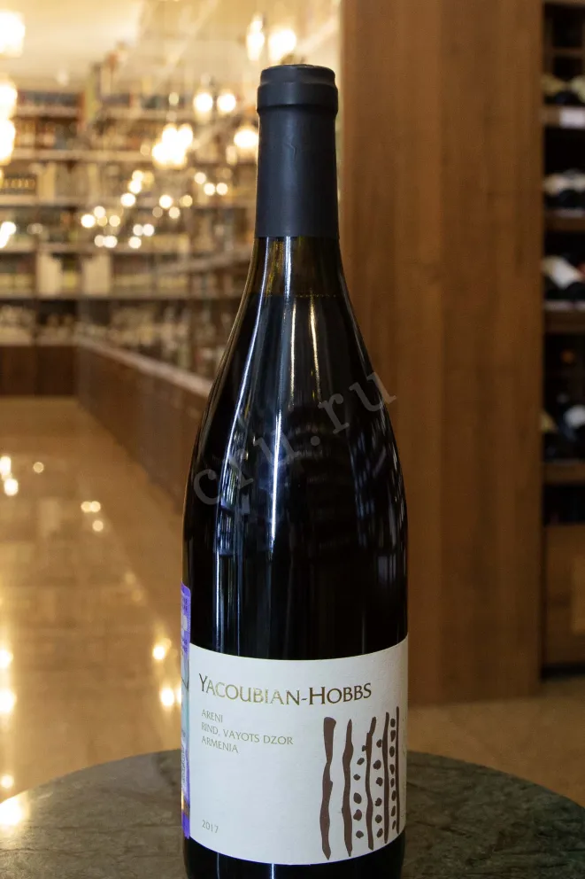 В магазине Крю Профи Yacoubian Hobbs Areni 2017 0.75 л