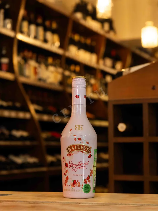 В магазине Крю Профи Baileys Strawberries & Cream 0.5 л