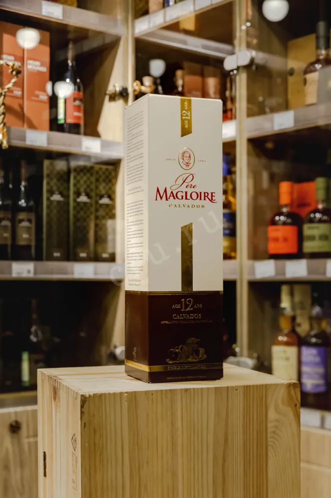 В магазине Крю Профи Pere Magloire 12 years 0.7 л