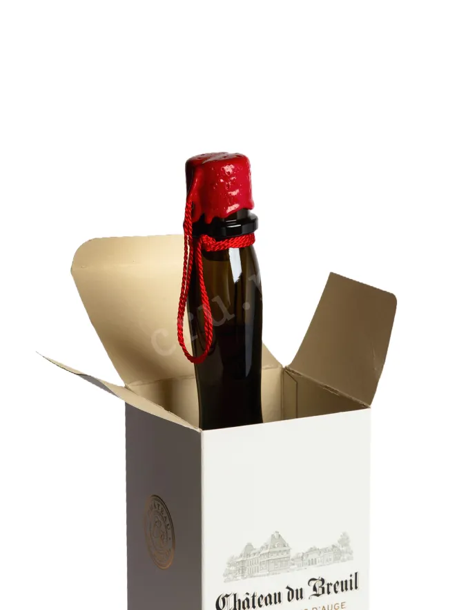 В подарочной коробке Chateau du Breuil Millesime in gift box 2000 0.7 л