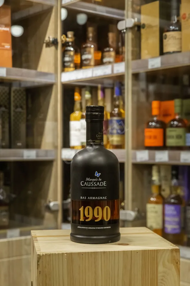 В магазине Крю Профи Marquis de Caussade 1990 0.7 л