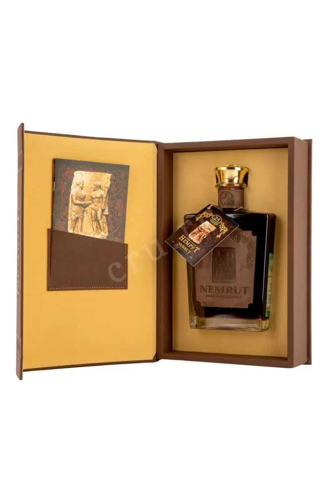 В подарочной коробке Ijevan Nemrut 25 years 0.75 л