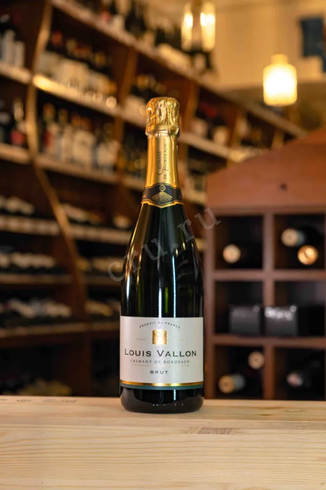 В магазине Крю Профи Louis Vallon Cremant de Bordeaux in gift box 2023 0.75 л