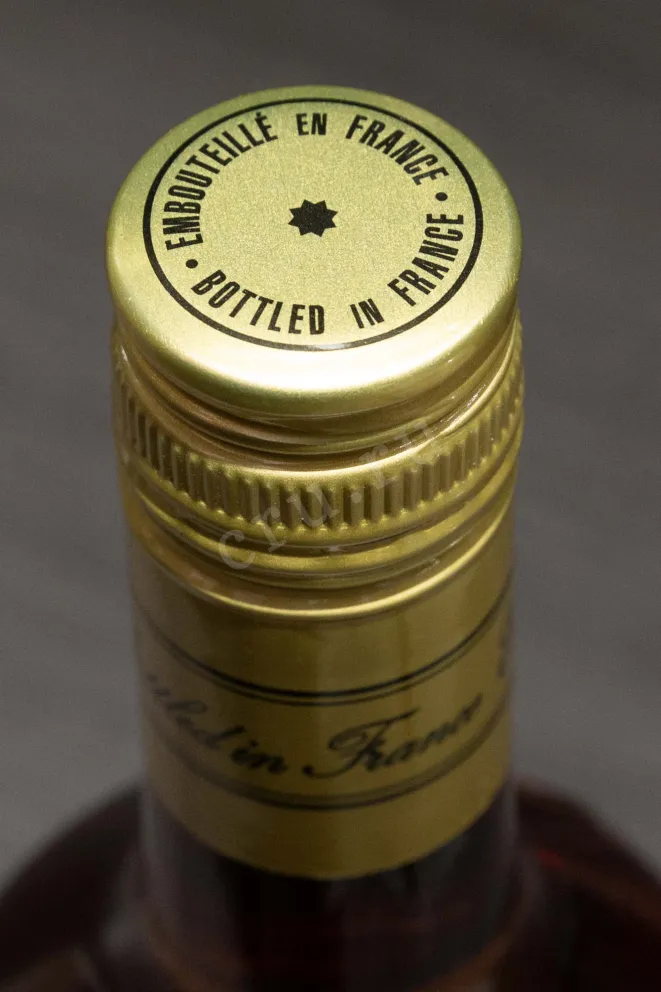 Пробка Jules Delorme VSOP in gift box 0.5 л