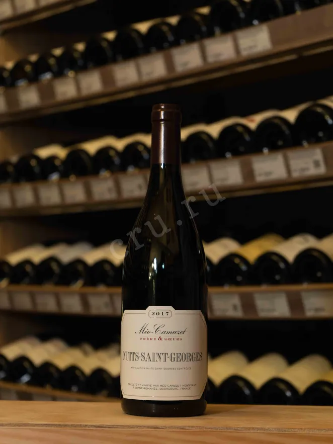 В магазине Крю Профи Domaine Meo-Camuzet Frere & Soeurs Nuits-Saint-Georges AOC 2017 0.75 л