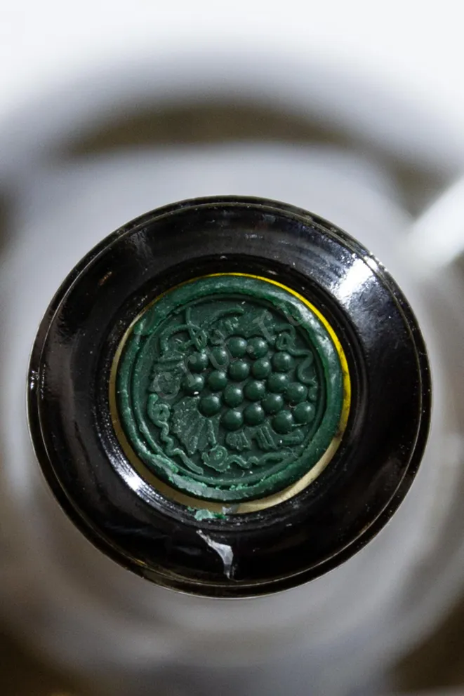 Пробка Winery Khareba Monastery Qvevri Wine Tsitska 2022 0.75 л