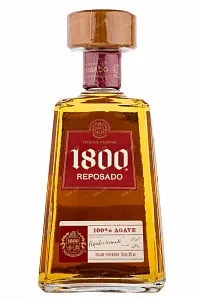 Текила Jose Cuervo 1800 Reposado  0.7 л