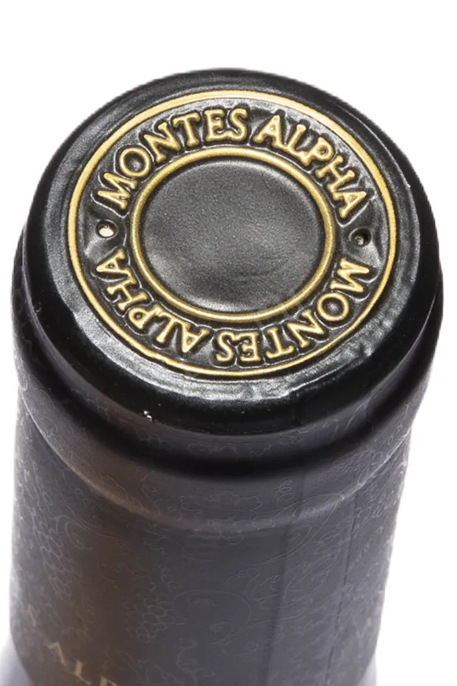 Пробка Montes Alpha Special Cuvee Zapallar DO 2020 0.75 л