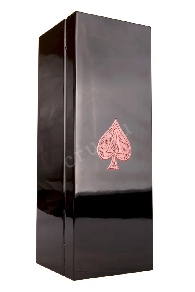 Подарочная коробка Armand de Brignac Rose Brut 2020 0.75 л