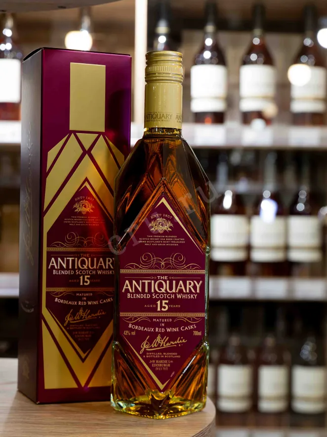 В магазине Крю Профи The Antiquary 15 years in gift box 0.7 л