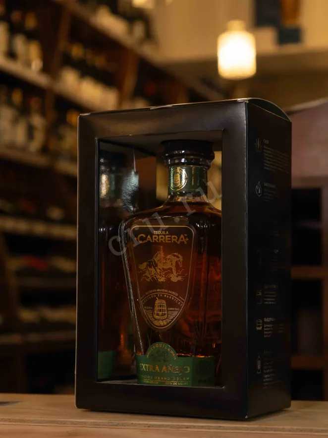 В магазине Крю Профи Carrera Extra Anejo in gift box 0.75 л