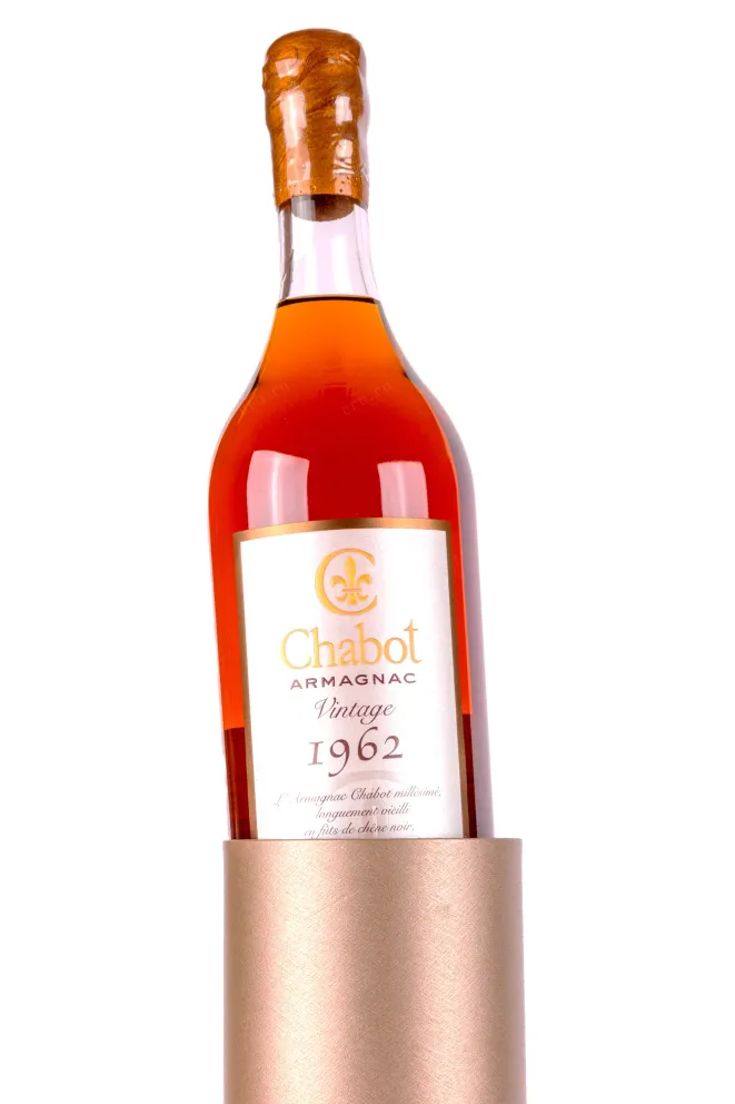 В тубе Chabot in gift box 1962 0.7 л