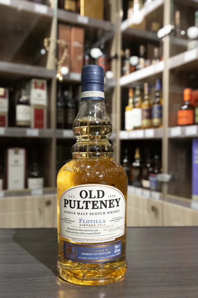 В магазине Крю Профи Old Pulteney Flotilla Vintage in gift box 0.7 л