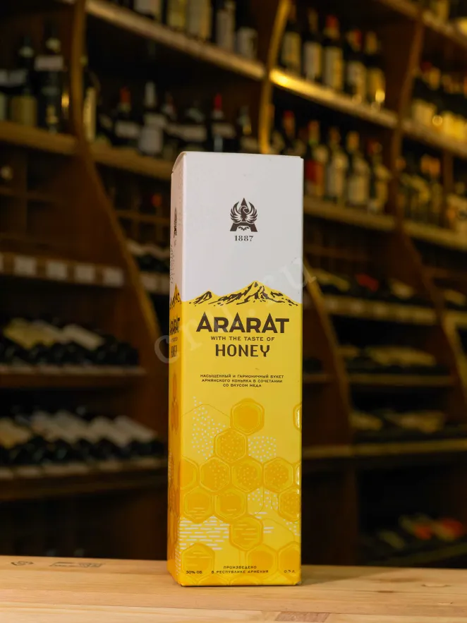 В магазине Крю Профи Ararat Honey gift box 0.5 л