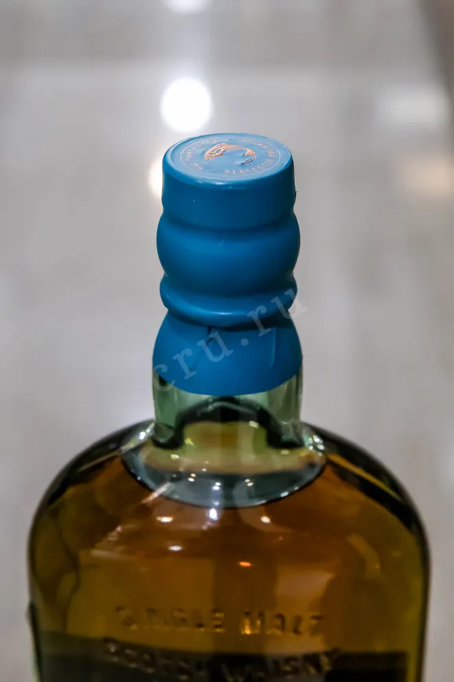Пробка Singleton 18 years in gift box 0.7 л