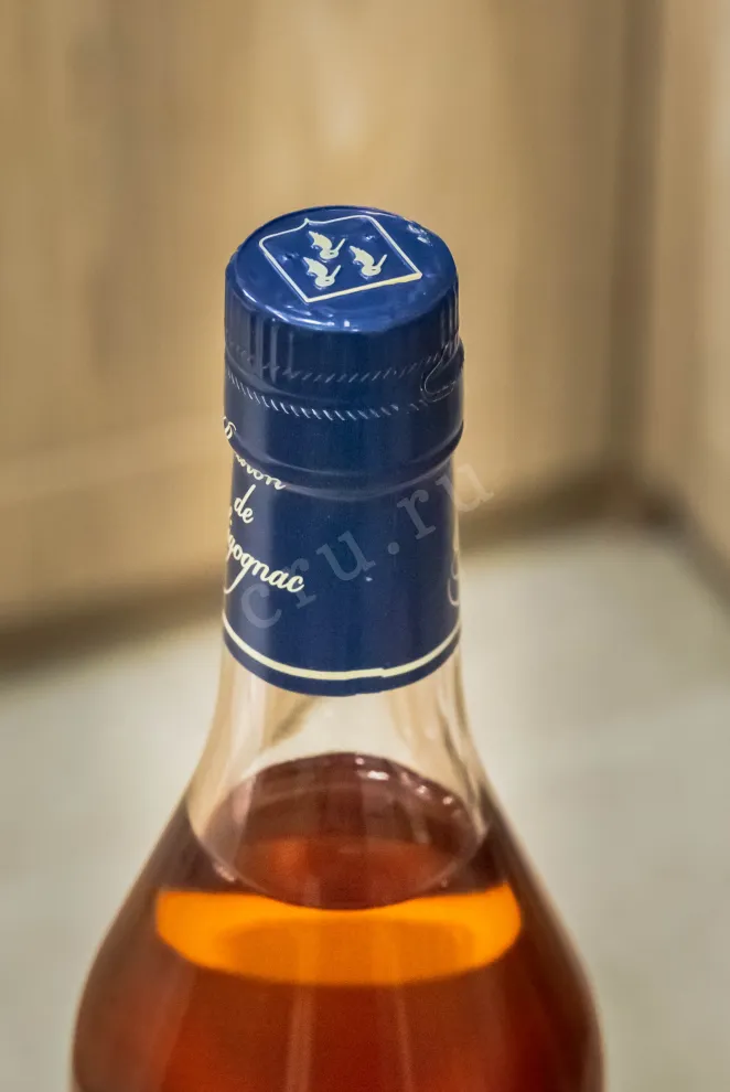 Пробка Baron de Sigognac wooden box 2003 0.7 л