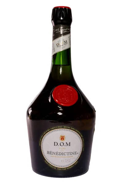 Ликер DOM Benedictine  0.7 л