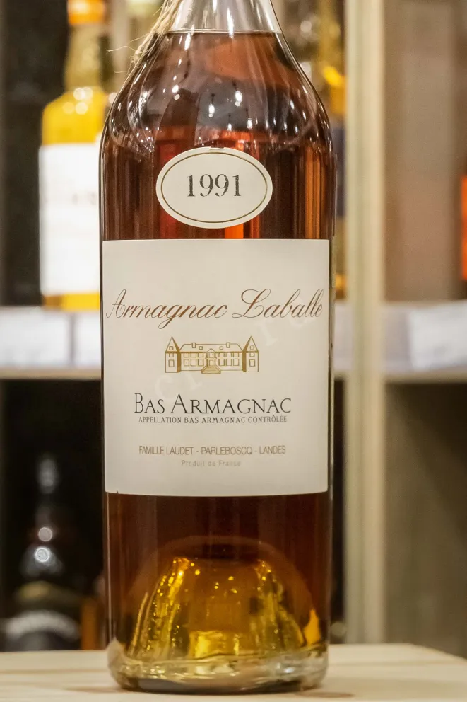 В магазине Крю Профи Laballe 1991 0.7 л