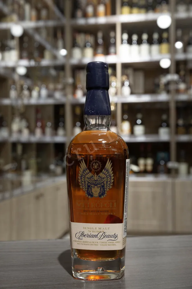 В магазине Крю Профи Metropoli Iberian Beauty Single Malt in gift box 0.7 л