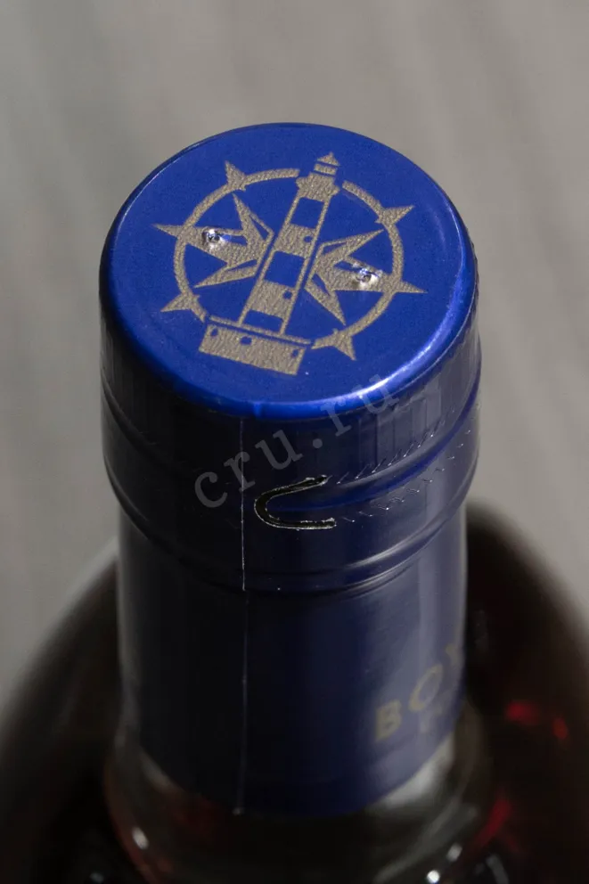 Пробка Boyard VSOP in gidt box 0.7 л