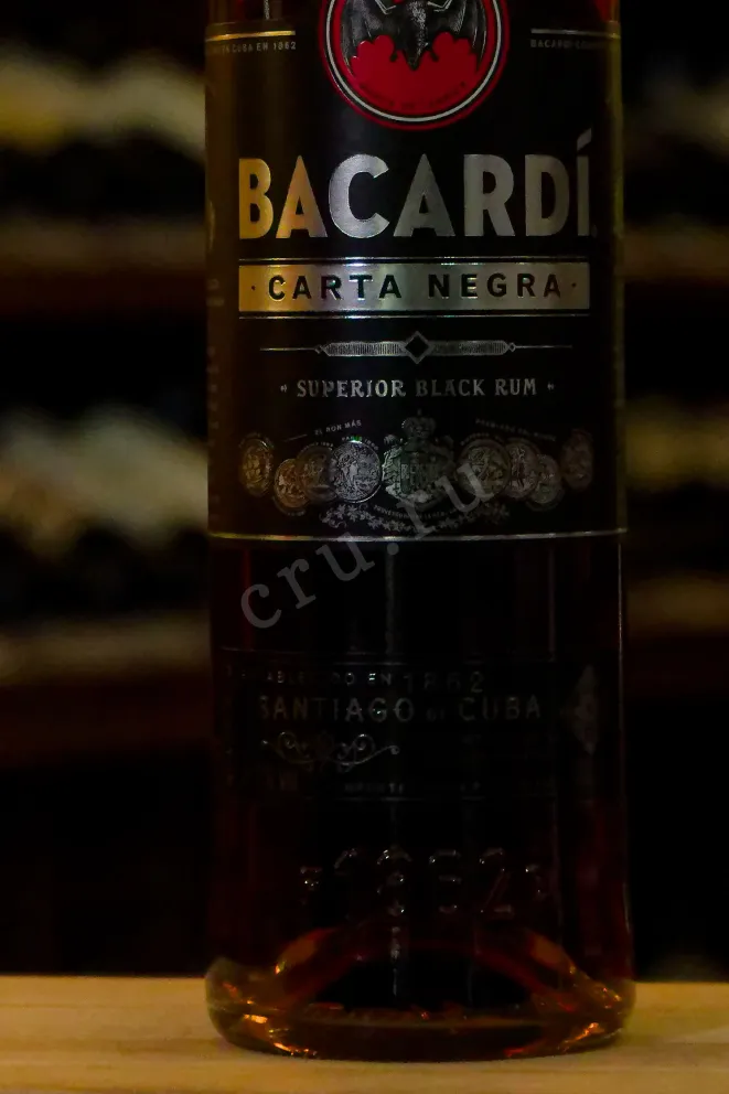 В магазине Крю Профи Bacardi Carta Negra 0.7 л