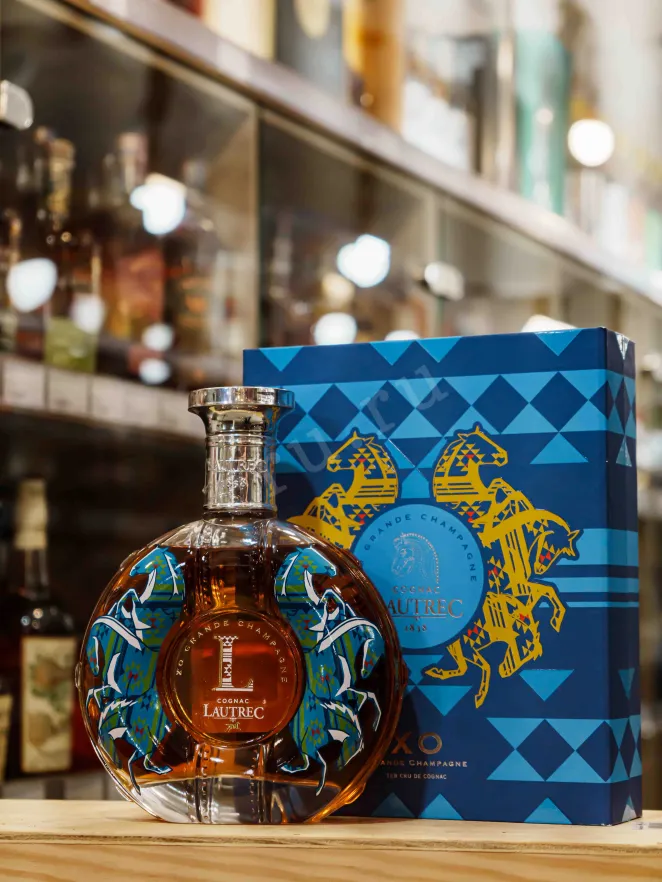 В магазине Крю Профи Lotrec Grande Champagne XO in gift box 0.7 л