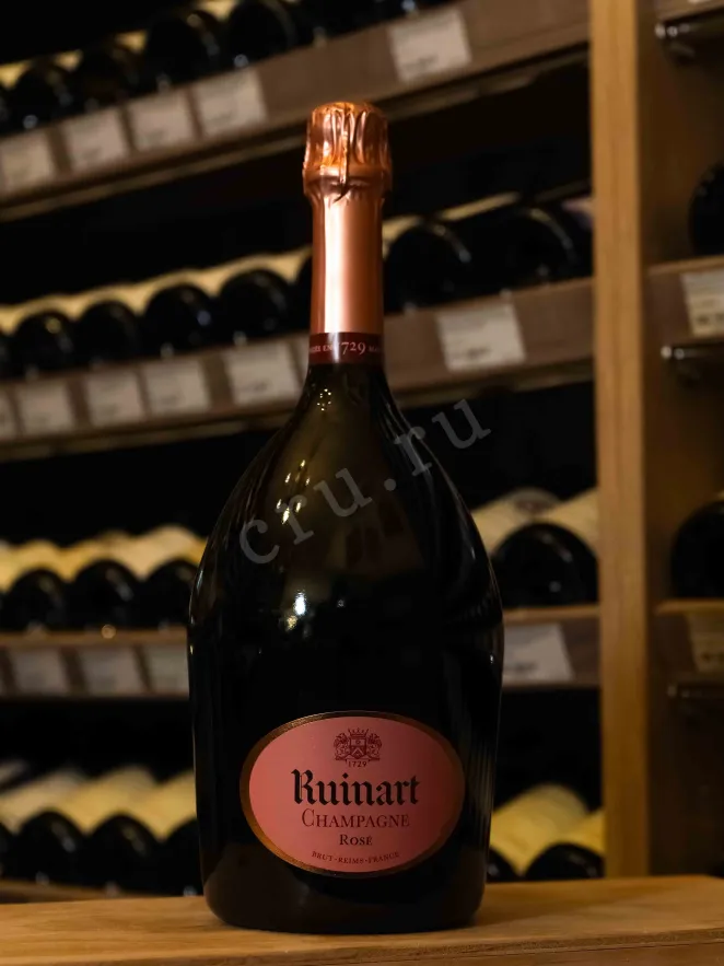 В магазине Крю Профи Ruinart Rose in case 1.5 л