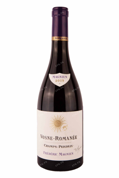 Вино Frederic Magnien Vosne-Romanee Champs Perdrix 2019 0.75 л