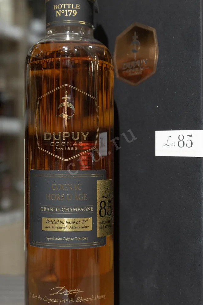 В магазине Крю Профи Dupuy Lot 85 Hors d'Age Grand Champagne AOC in gift box 0.7 л