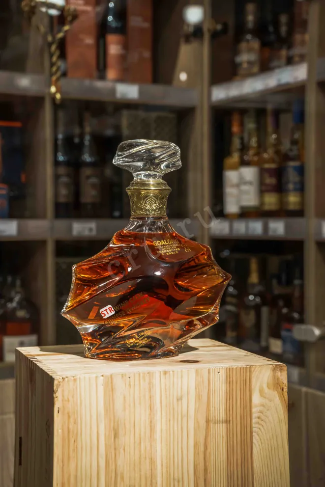 В магазине Крю Профи Goalong Single Malt Wine Cask in gift box 0.7 л