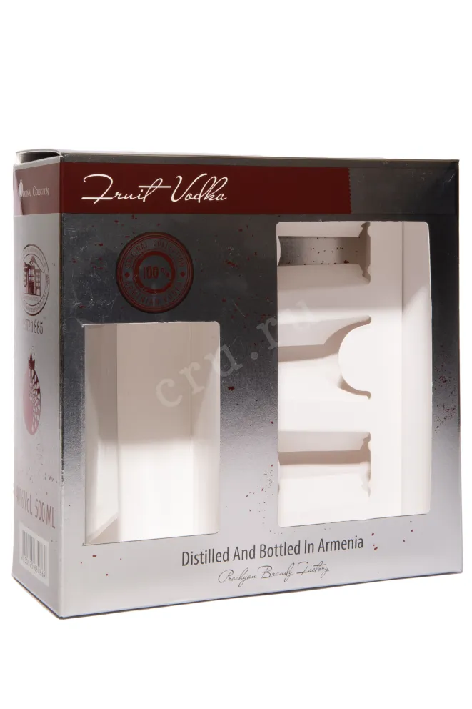 Подарочная коробка Hent Pomegranate in gift box with 3 glasses 0.5 л