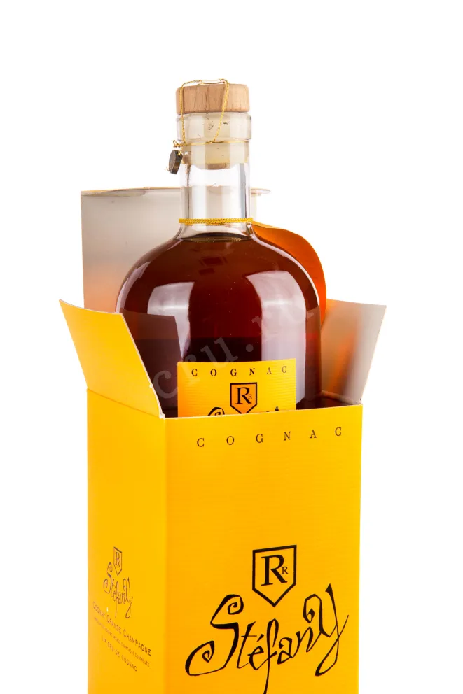 Коньяк Raymond Ragnaud Stefany  0.7 л